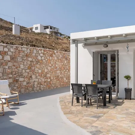 Parikia's Sunlight 2bedroom House Ferienhaus *