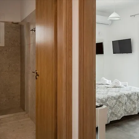 Parikia's Sunlight 2bedroom House Ferienhaus *